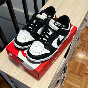 Nike Panda Dunks Womens 6